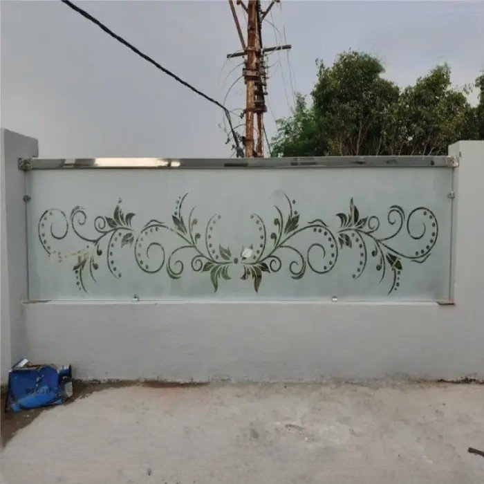 Glass Balcony Railing Solutions for Stylish Homes | MT-HD-0206