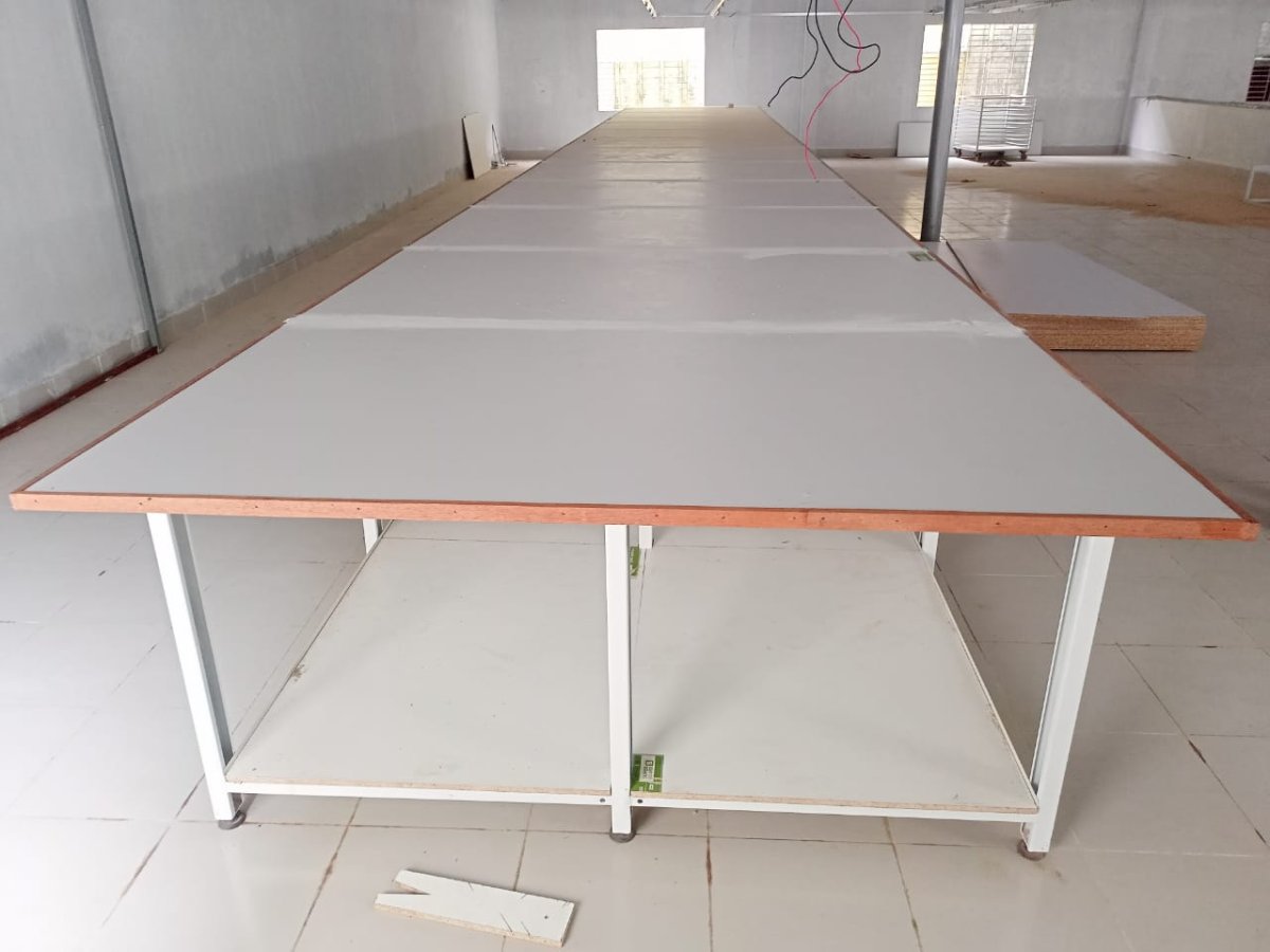 Garment Cutting Table | MT-GF-0012
