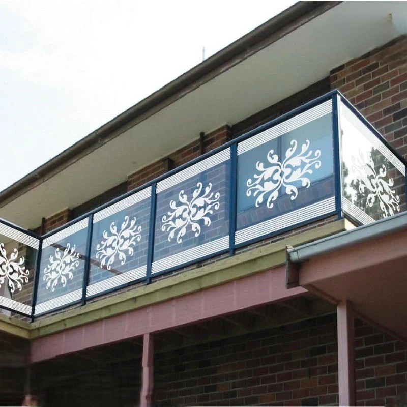 Glass Balcony Railing Combining Elegance with Safety | MT-HD-0200