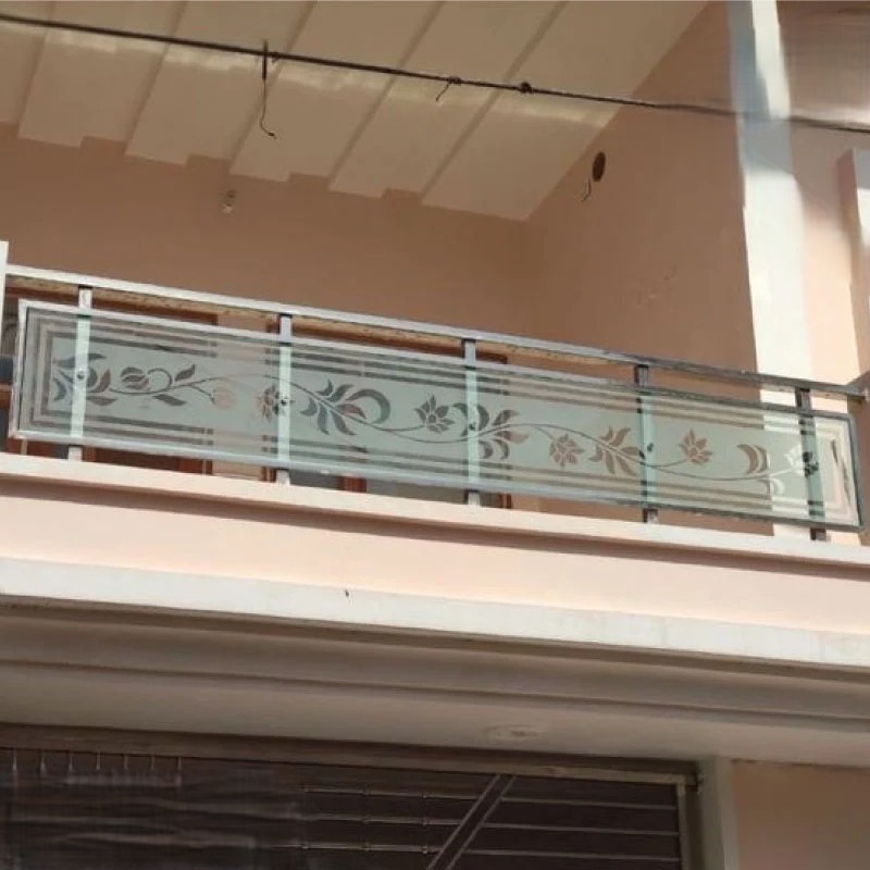 Glass Balcony Railing in Home Design | MT-HD-0202