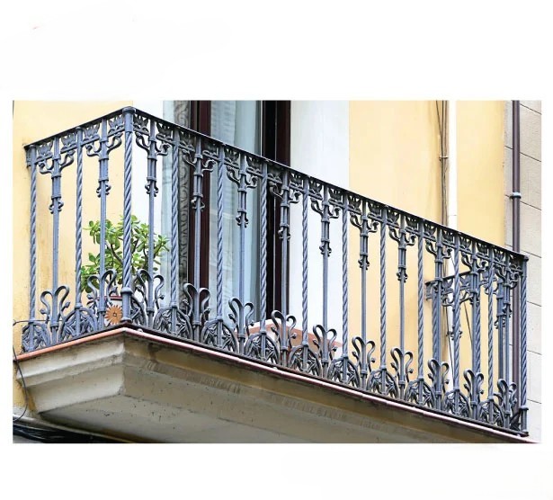 Luxury Balcony Railing Looks | MT-HD-0220